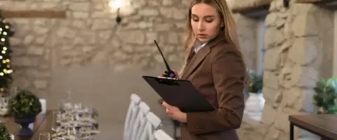 Wedding planner formación: obtén empleo en eventos y bodas.